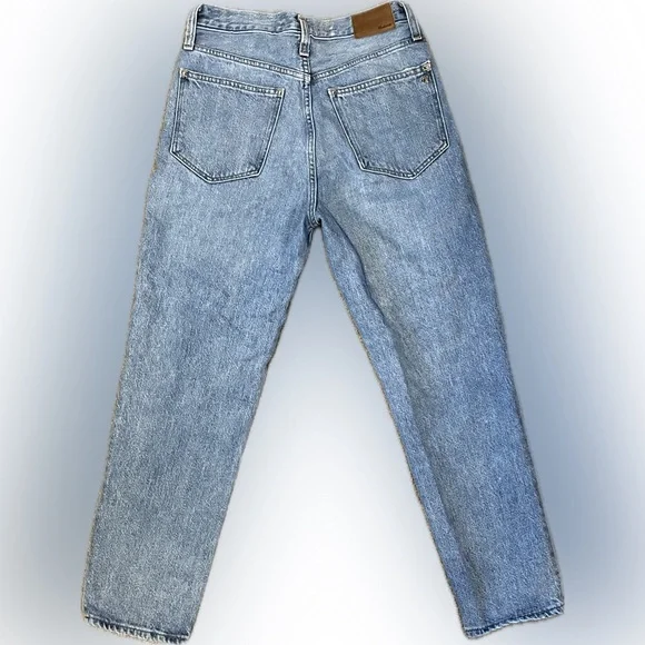 Madewell The Mom Jean in Melva Wash size 26 - Picture 7 of 16